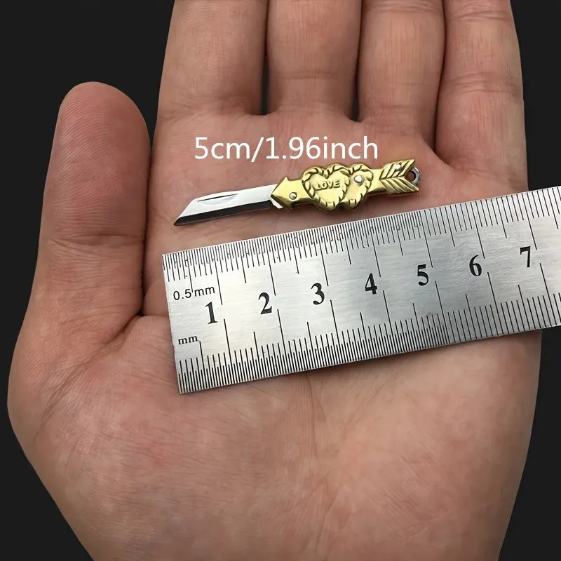 1pc Brass Folding Knife Pocket Keychain Vintage Copper Knife Pendant Outdoor Tools Gift Unpacking Mini Pocket Knives Accessories
