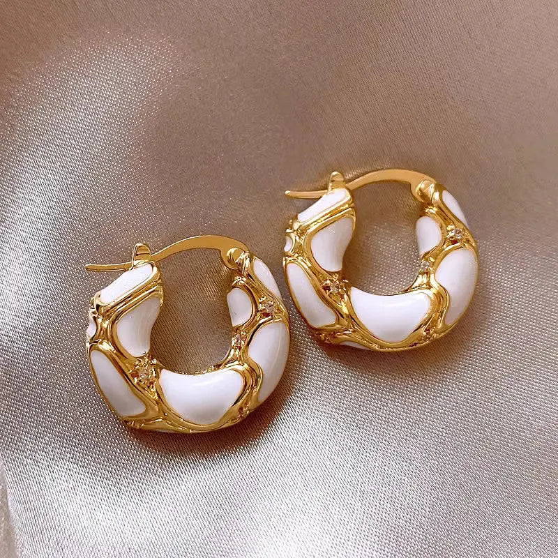 New Trendy Enamel Color Metal Texture Small Hoop Earrings for Women Gold Plated Statement Ear Buckle Creative Jewelry Gifts