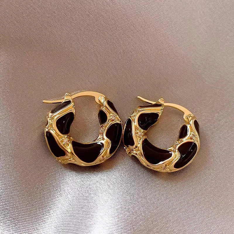 New Trendy Enamel Color Metal Texture Small Hoop Earrings for Women Gold Plated Statement Ear Buckle Creative Jewelry Gifts