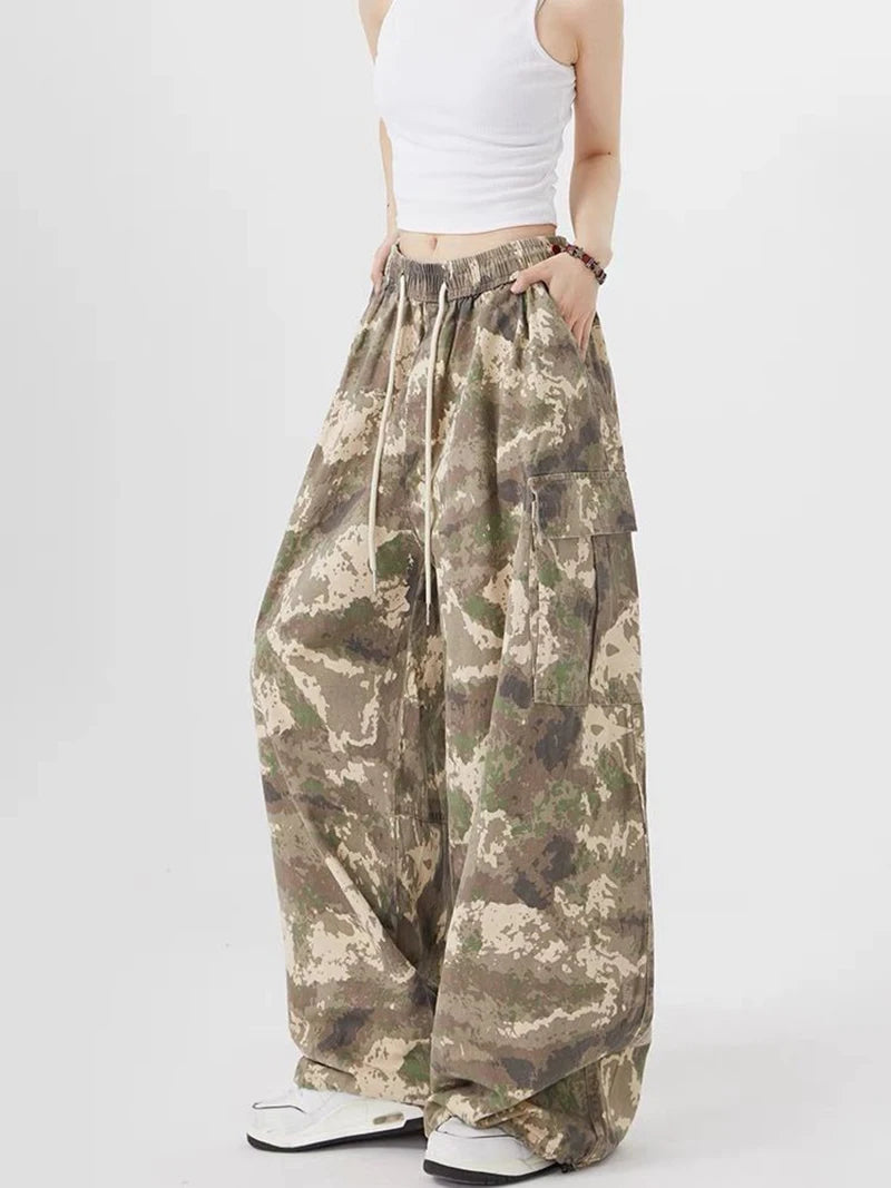 Zoki Streetwear Camouflage Cargo Pants Women High Waist Y2K Harajuku Wide Leg Trousers Vintage American Pockets Lace Up Pants
