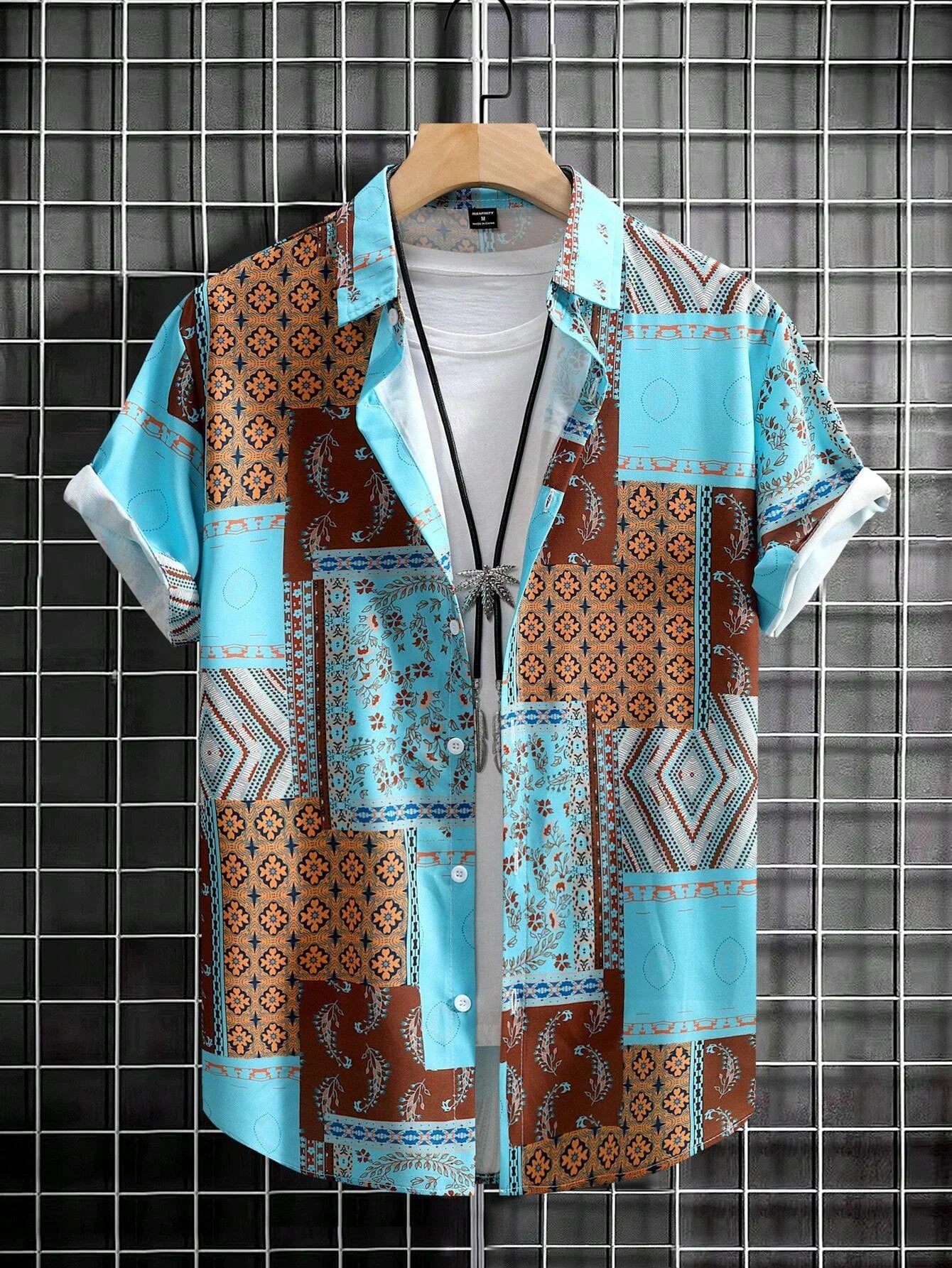 2024 Men Summer Casual Vacation All-Over Printed Short-Sleeved Shirt With Scattered Fashion Top Loose Men Clothing simple design