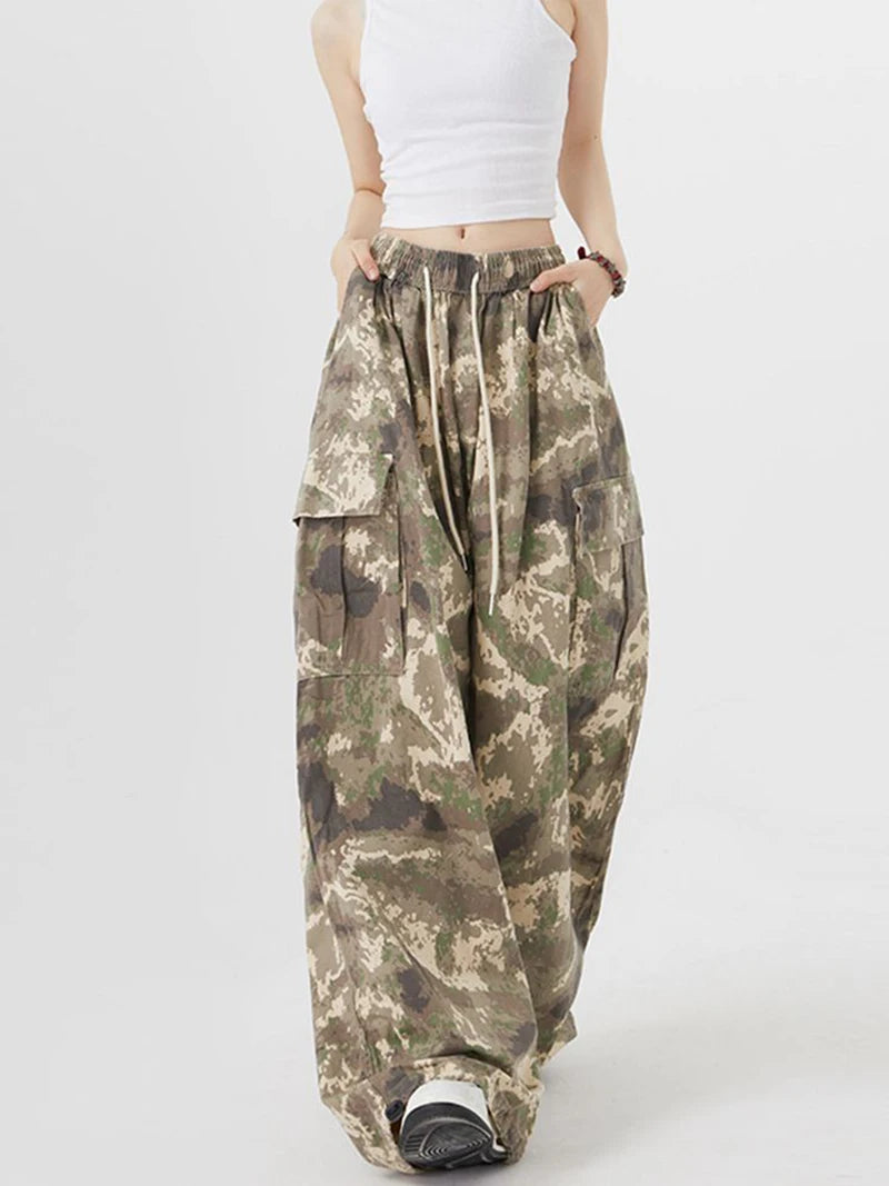 Zoki Streetwear Camouflage Cargo Pants Women High Waist Y2K Harajuku Wide Leg Trousers Vintage American Pockets Lace Up Pants