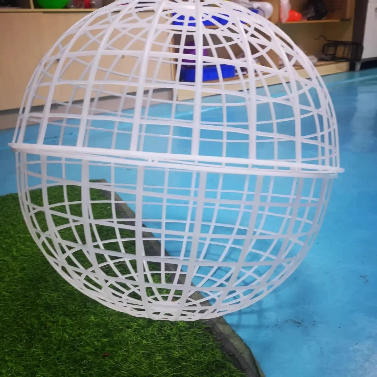 Net Red Walking Chicken Cage Plastic Spherical Chicken Cage Round Rabbit Cage Can Roll and Walk To Feed Free Range Chicken Cage